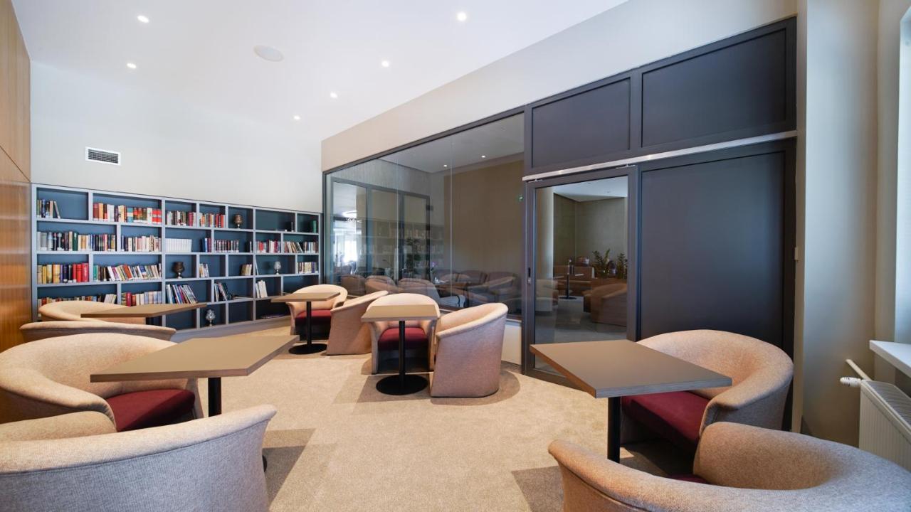 Maj Hotel Medical Wellness Piest'any Exteriér fotografie