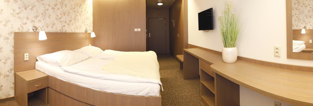 Maj Hotel Medical Wellness Piest'any Exteriér fotografie