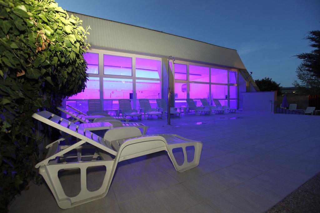 Maj Hotel Medical Wellness Piest'any Exteriér fotografie